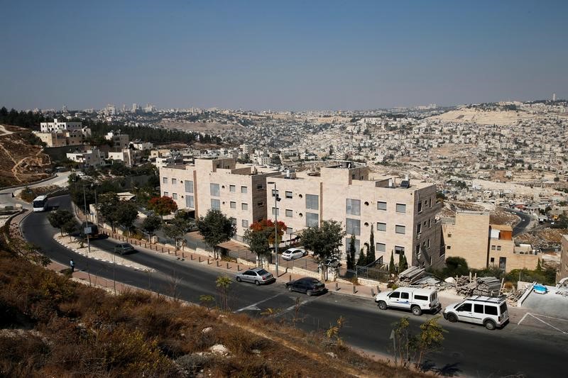 © Reuters. إسرائيل تقر بناء 176 وحدة استيطانية جديدة بالقدس الشرقية