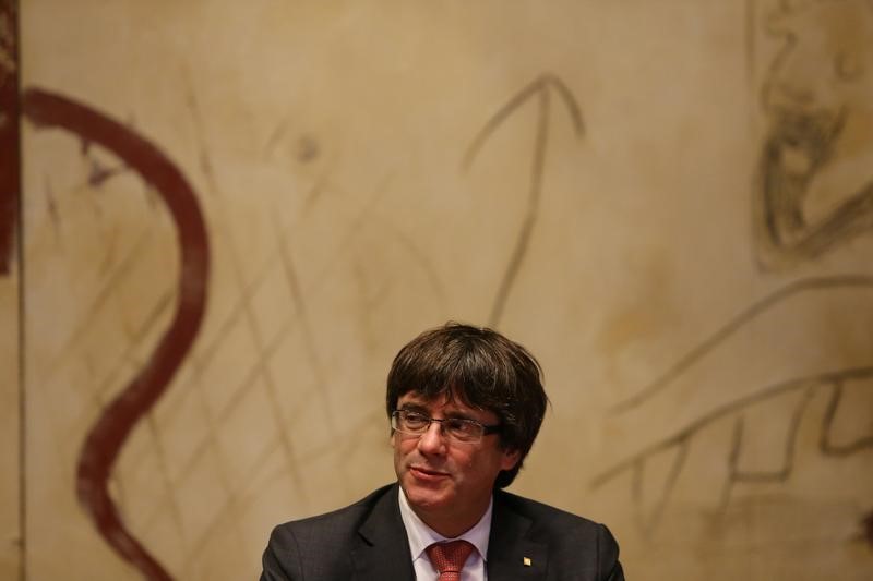 © Reuters. Puigdemont rechaza acudir al Senado por la negativa del gobierno a parar el 155