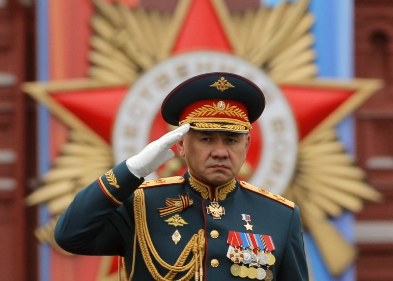 © Reuters. Russian army parade marking the World War II anniversary in Moscow