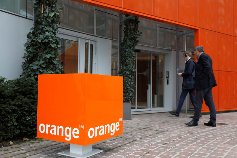 © Reuters. Unidade de defesa cibernética da Orange em Nanterre, França