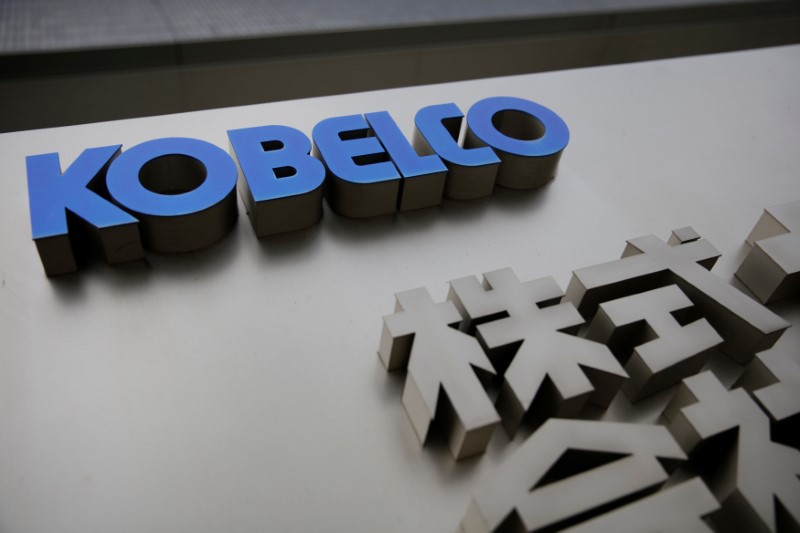 © Reuters. The logo of Kobe Steel Kobelco is seen at the company headquarters in Kobe