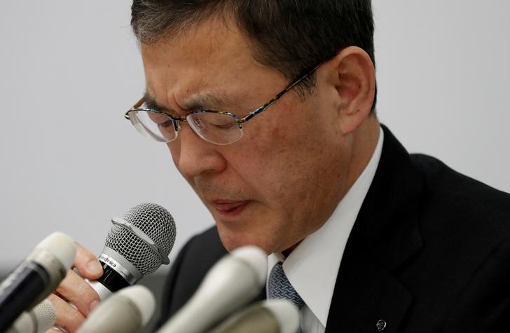 © Reuters. Subaru Corp's President and CEO Yasuyuki Yoshinaga attends a news conference in Tokyo