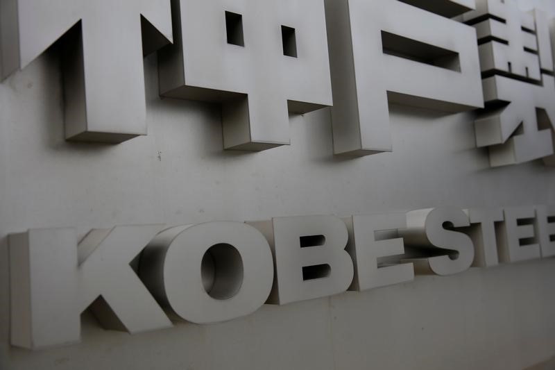 © Reuters. The logo of Kobe Steel Kobelco is seen at the company headquarters in Kobe