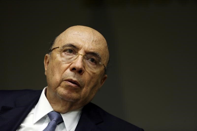 © Reuters. Meirelles durante evento em Brasília