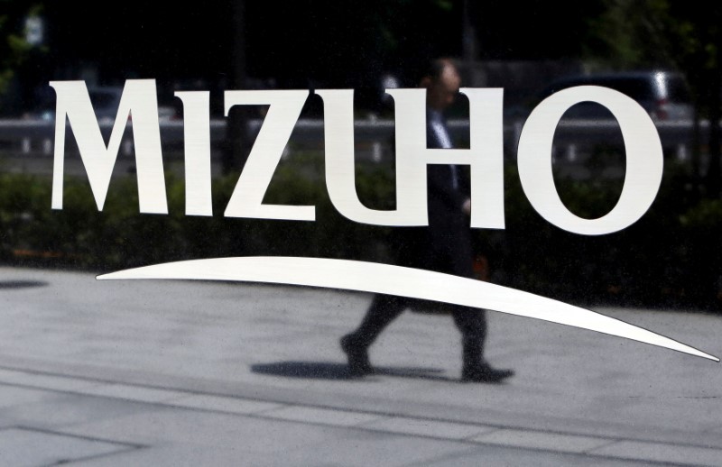As profitability sags, Mizuho considers 30 percent cut to workforce - source