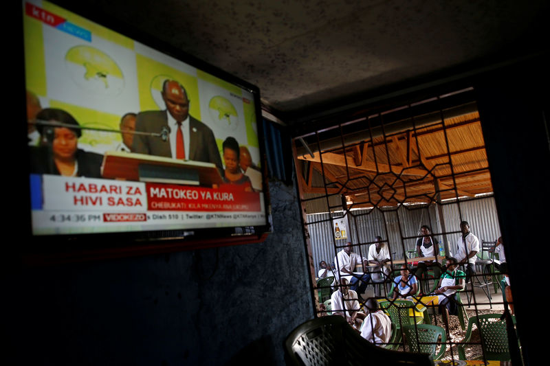 presidential elections television as the main The three main opposition candidates in mali's presidential election announced sunday they were mounting a legal challenge in the channels television presidential elections . presidential elections television as the main The three main opposition candidates in mali's presidential election announced sunday they were mounting a legal challenge in the channels television presidential elections .