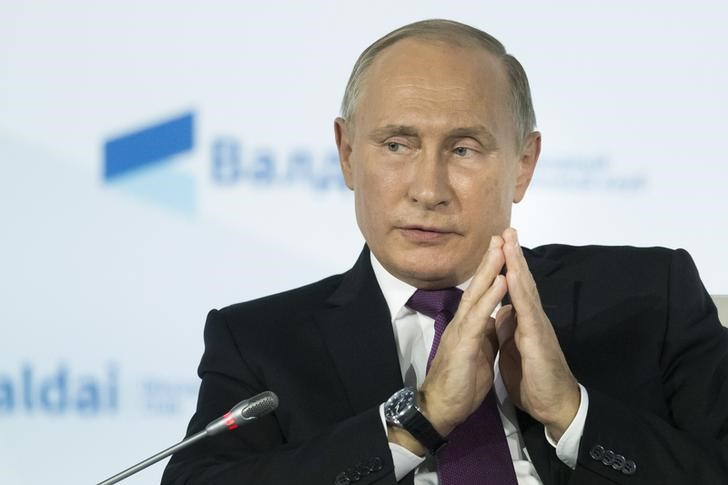 © Reuters. الكرملين: أزمة سوريا والنفط على جدول أعمال بوتين خلال زيارته لإيران الأربعاء