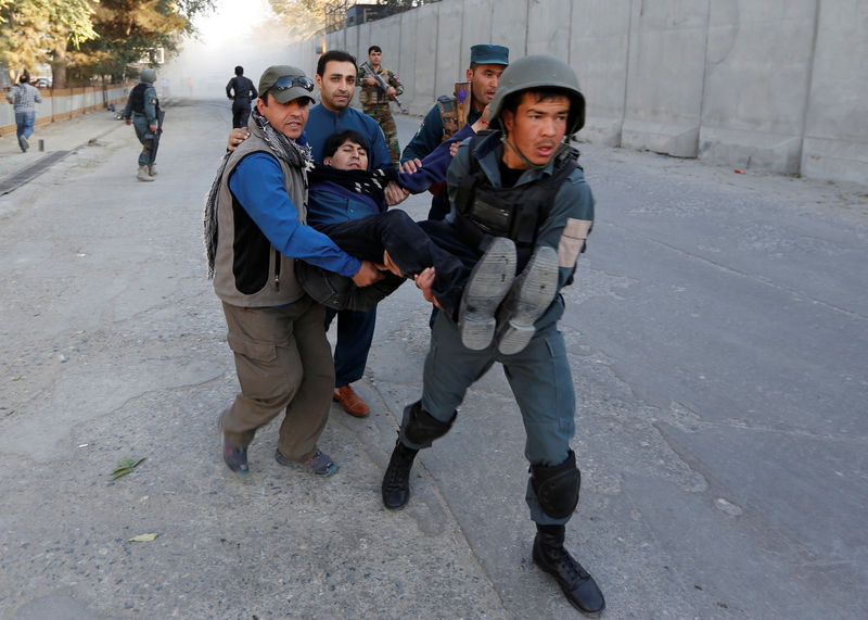 © Reuters. Una explosión en la capital afgana deja numerosas víctimas