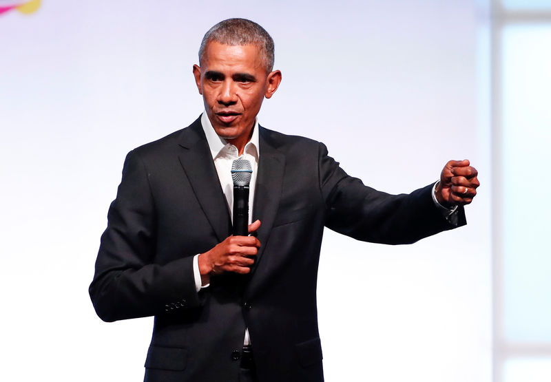© Reuters. أوباما يحيي شعار الأمل ويدعو للصبر من أجل تحقيق التغيير
