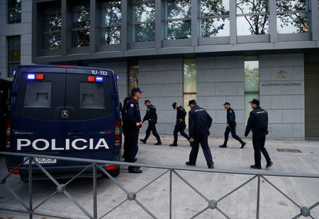 © Reuters. Spagna, procuratore chiede mandato di arresto europeo per Puigdemont