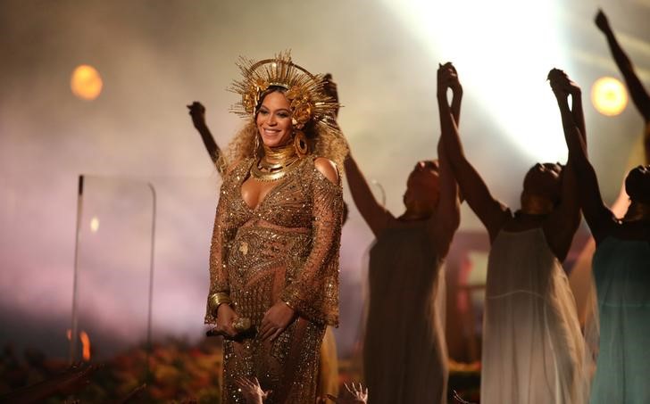 © Reuters. Beyoncé y Donald Glover protagonizarán la nueva versión de "El Rey León"