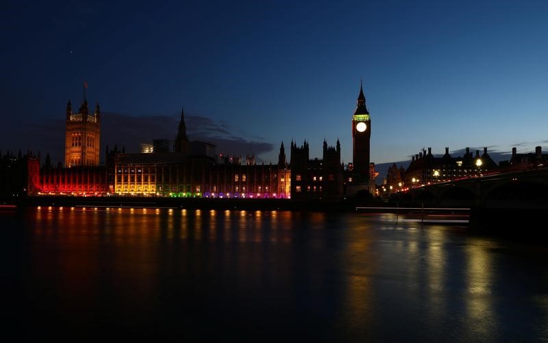 © Reuters. البرلمان البريطاني: هل تحول من مؤسسة تحظى بالاحترام إلى "وكر للرذيلة"؟