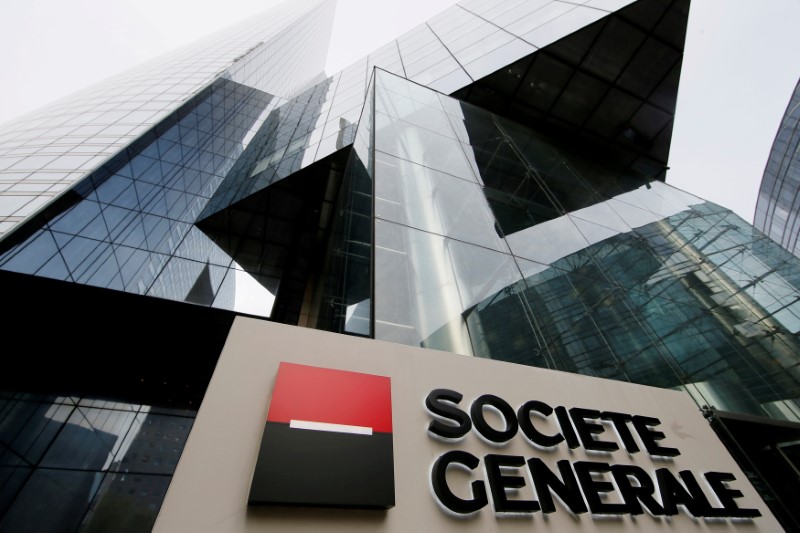 © Reuters. FILE PHOTO: The logo of the French bank Societe Generale is seen in front of the bank's headquarters building at La Defense business and financial district in Courbevoie near Paris