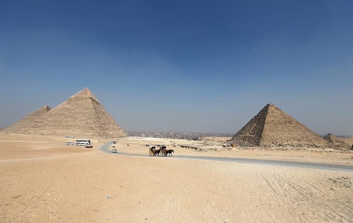 © Reuters. Unas imágenes revelan una estructura oculta en la Gran Pirámide de Guiza