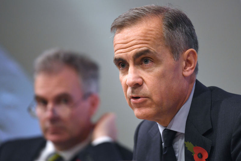 © Reuters. Mark Carney, the governor of the Bank of England, delivers the Bank's quarterly Inflation Report, at the Bank of England, in the City of London