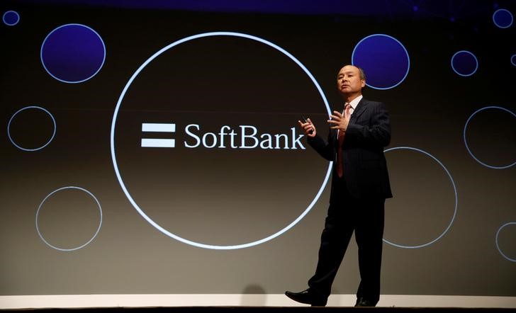 © Reuters. Masayoshi Son, presidente-executivo do SoftBank durante coletiva de imprensa em Tóquio, Japão