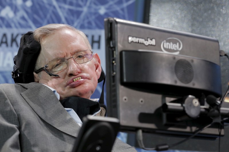 © Reuters. Físico Stephen Hawking durante evento em Nova York