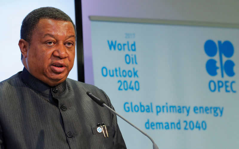 © Reuters. OPEC Secretary-General Barkindo addresses a news conference in Vienna