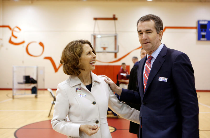 © Reuters. Virginia Lieutenant Governor Ralph Northam and his wife Pam vote in Norfolk, Virginia