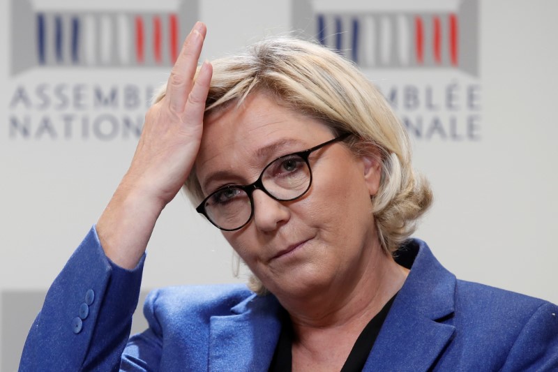 © Reuters. IMMUNITÉ PARLEMENTAIRE LEVÉE POUR MARINE LE PEN