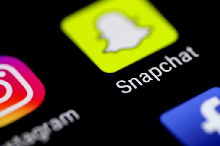 © Reuters. Aplicativo do Snapchat em tela de celular