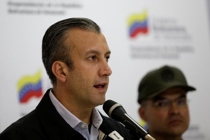 © Reuters. EEUU advierte a los tenedores de bonos sobre negociaciones con Venezuela