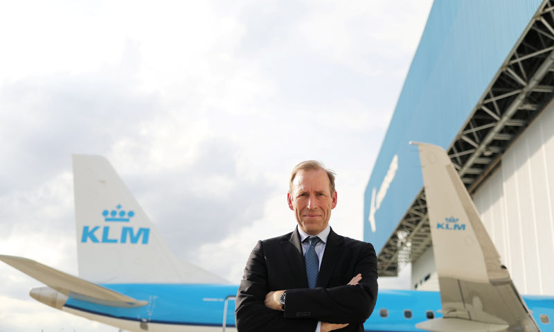 © Reuters. Warner Rootliep, managing director of regional airline KLM Cityhopper, poses at Embraer's factory in Sao Jose dos Campos