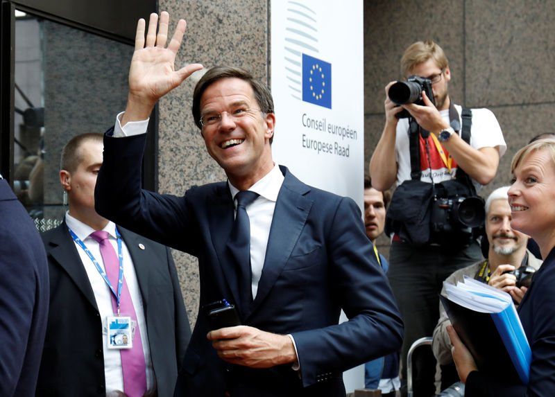 © Reuters. Netherland's Prime Minister Mark Rutte arrives at the EU summit meeting in Brussels