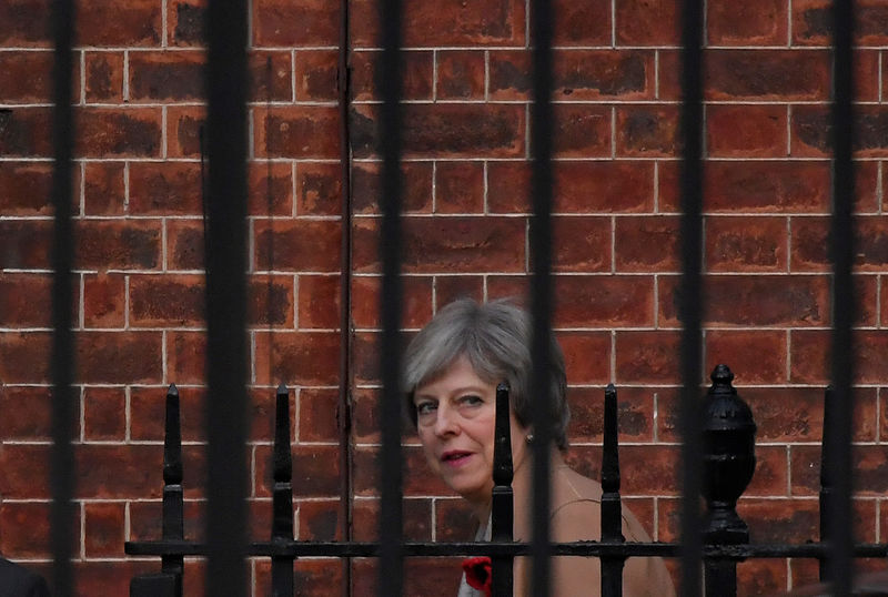 © Reuters. Britain's Prime Minister Theresa May leaves 10 Downing Street in London