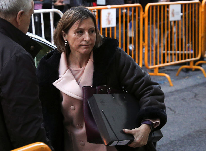 © Reuters. Presidente do Parlamento catalão, Carme Forcadell, chega à Suprema Corte da Espanha, em Madri