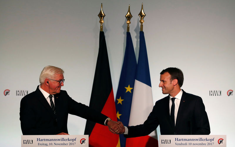 © Reuters. MACRON ET STEINMEIER DISENT L'URGENCE DE RÉFORMER L'EUROPE