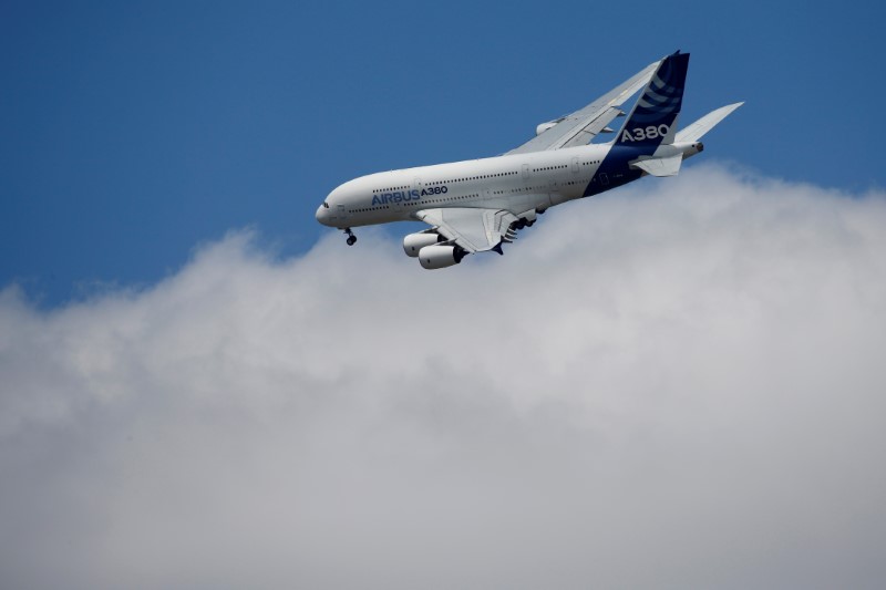 © Reuters. An Airbus A380 is taking part in a flying display during the 52nd Paris Air Show at Le Bourget Airport near Paris