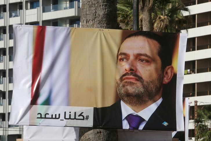 © Reuters. الرئيس اللبناني يقول إن حرية الحريري محدودة في الرياض