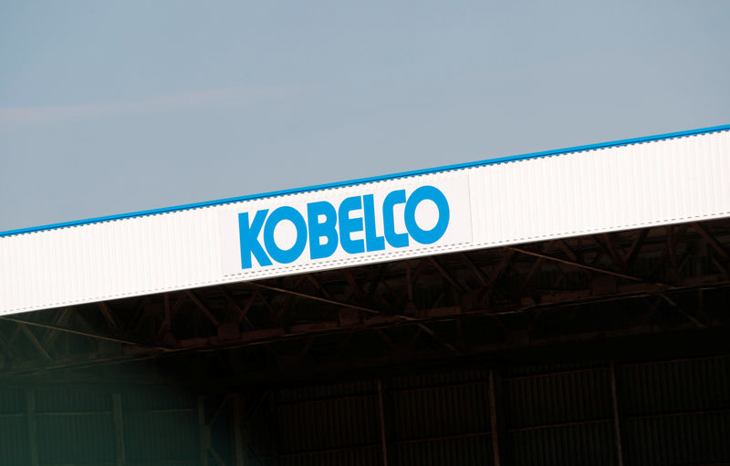 © Reuters. Kobe Steel's logo is seen at a facility of Kakogawa Works in Kakogawa