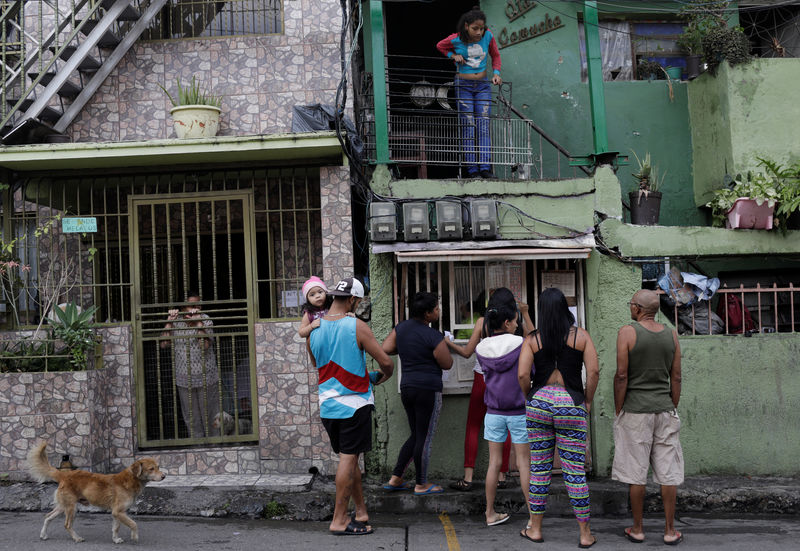 © Reuters. The Wider Image: Venezuelan crisis spawns boom in gambling