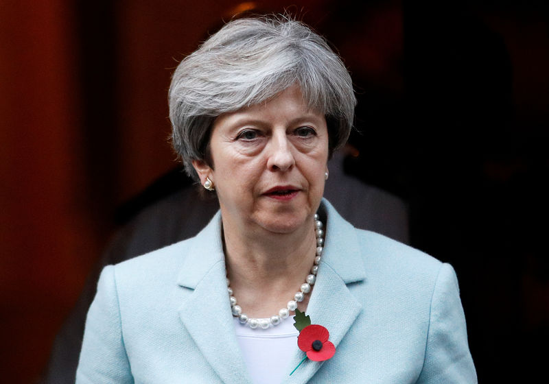 © Reuters. Premiê Theresa May deixa gabinete em Londres