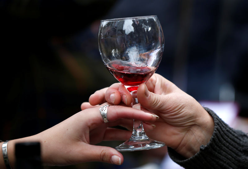 © Reuters. Científicos hallan indicios milenarios de producción de vino en Georgia