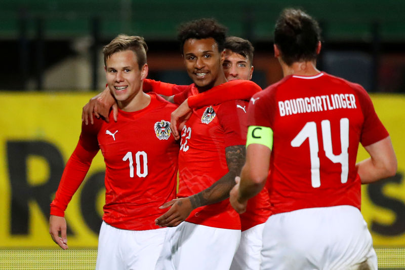 © Reuters. Austria sorprende a Uruguay y le gana 2-1 en el amistoso