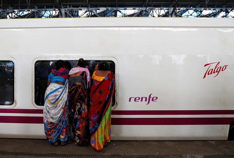 © Reuters. El beneficio neto de Talgo baja a septiembre, ventas y ebitda caen