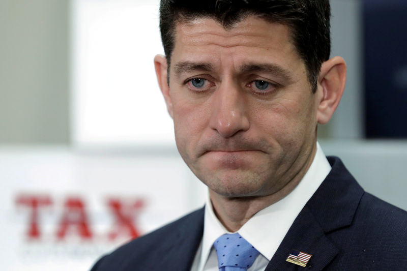 © Reuters. House Speaker Paul Ryan (R-WI) speaks during a news conference