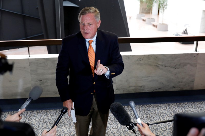 © Reuters. Sen. Richard Burr (R-NC), Chairman of the Senate Intelligence Committee, speaks with reporters following a closed meeting on Capitol Hill