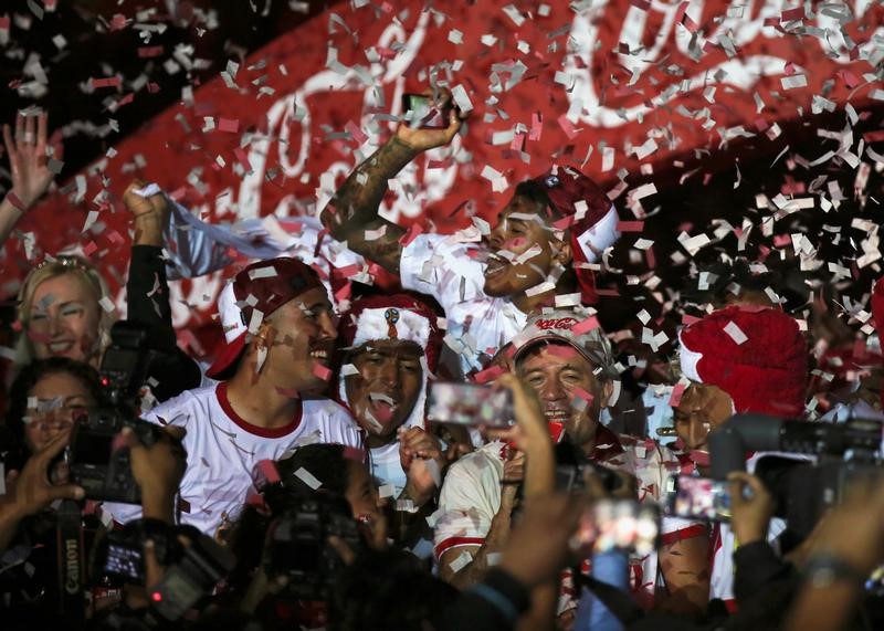 © Reuters. Soccer Football - Peru v New Zealand - 2018 World Cup Qualifying Playoffs