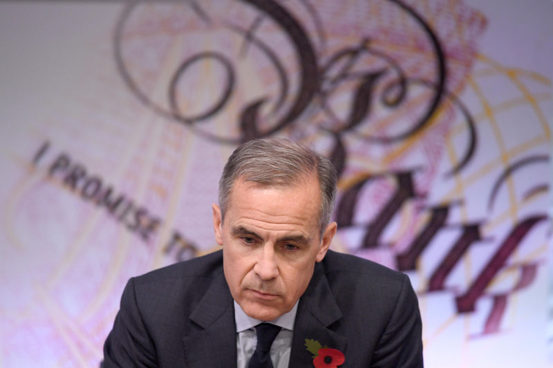 © Reuters. Mark Carney, the governor of the Bank of England, delivers the Bank's quarterly Inflation Report, at the Bank of England, in the City of London