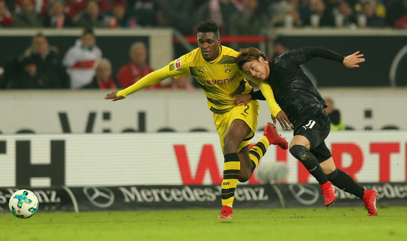 © Reuters. Bundesliga - VfB Stuttgart vs Borussia Dortmund