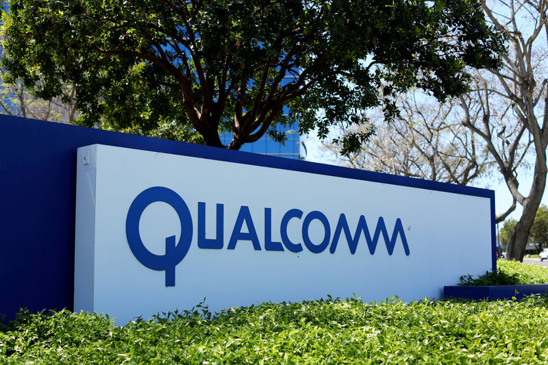 © Reuters. FEU VERT JAPONAIS IMMINENT POUR QUALCOMM/NXP, SELON UNE SOURCE