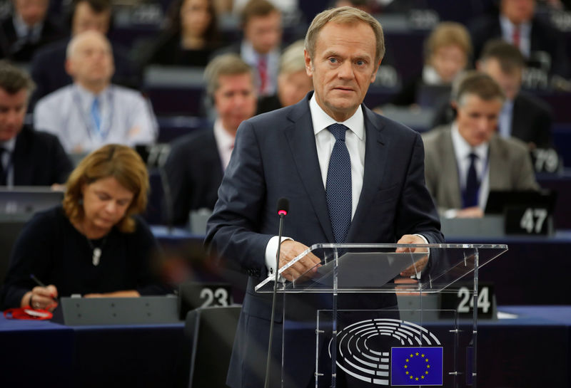 © Reuters. European Council President Donald Tusk attends a debate on the outcome of the last European summit at the European Parliament in Strasbourg