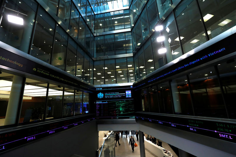 © Reuters. London Stock Exchange interiors are seen during Israel's PM Netanyahu's visit in London