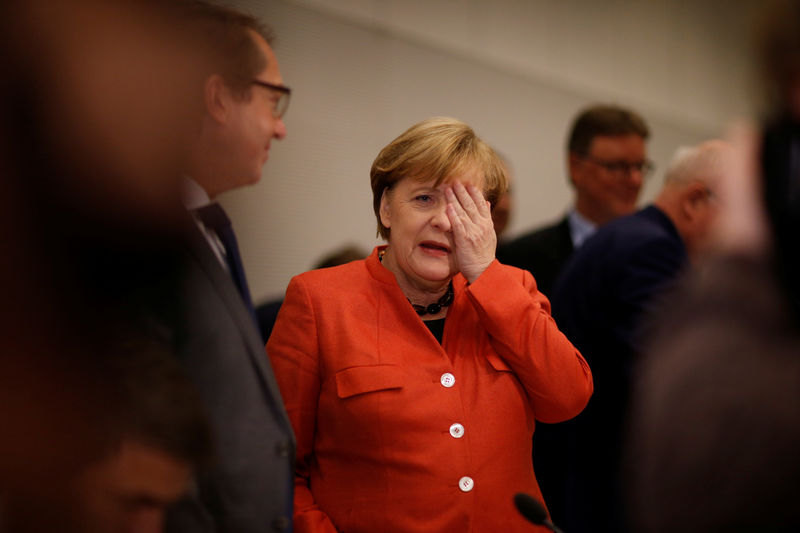 © Reuters. La cancelliera tedesca Angela Merkel oggi a Berlino