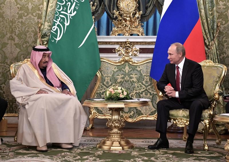 © Reuters. الكرملين: بوتين يطلع العاهل السعودي على اجتماعه مع الأسد