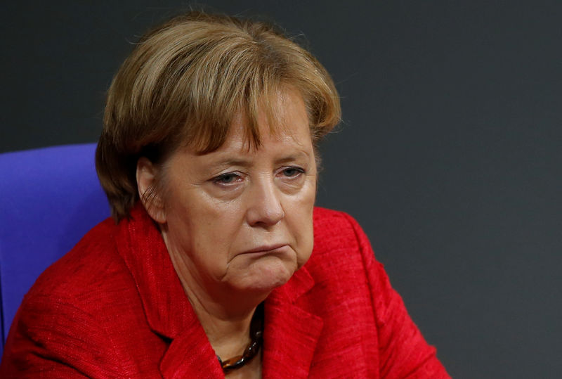 © Reuters. Chanceler alemã Angela Merkel durante sessão do Parlamento em Berlim